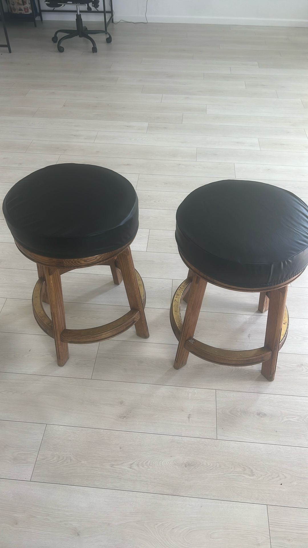 Bar Stools 