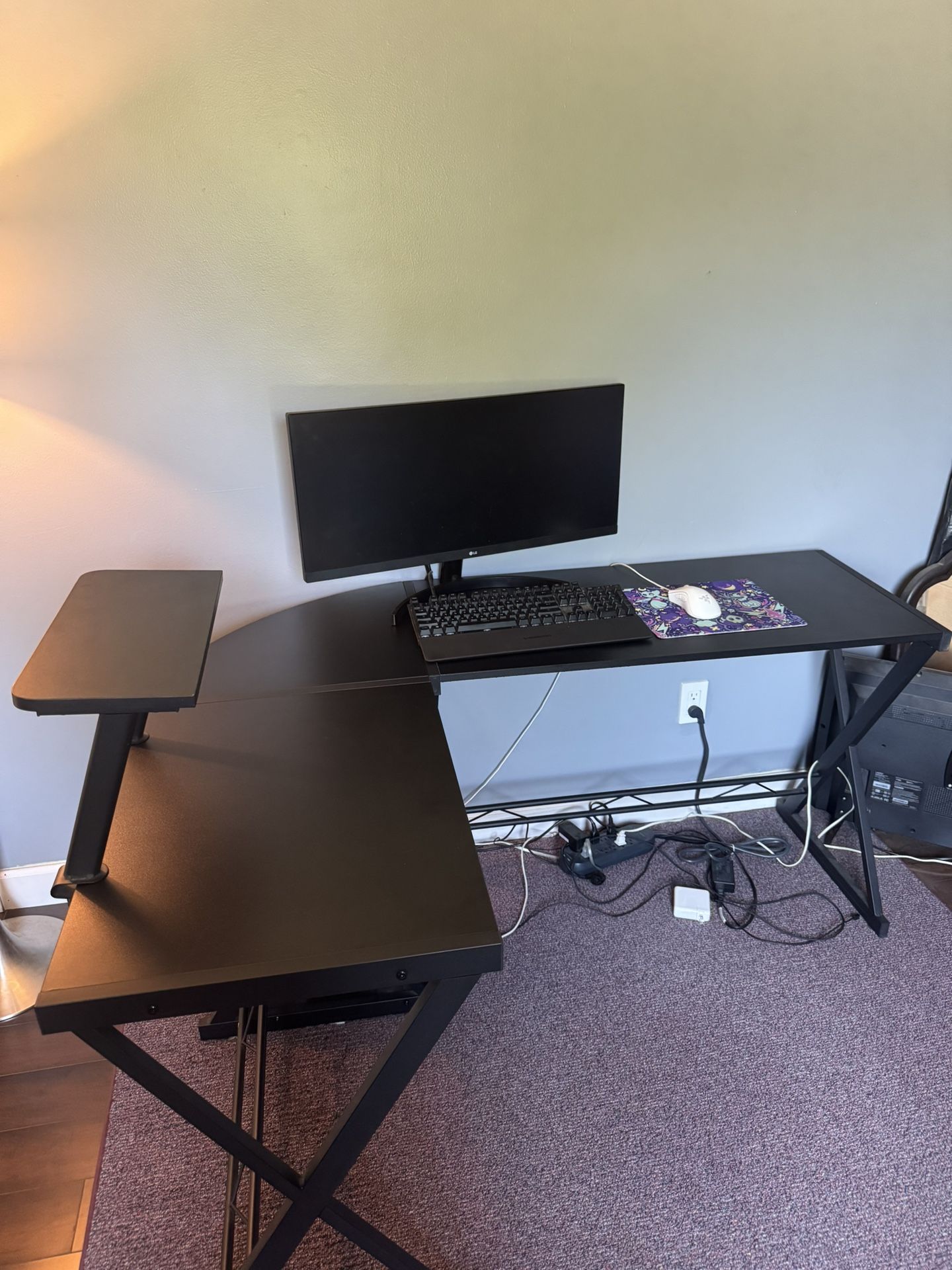 L Shaped Reversible Gaming Computer Desk With Movable Shelf