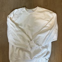 Aritzia White Sweatshirt