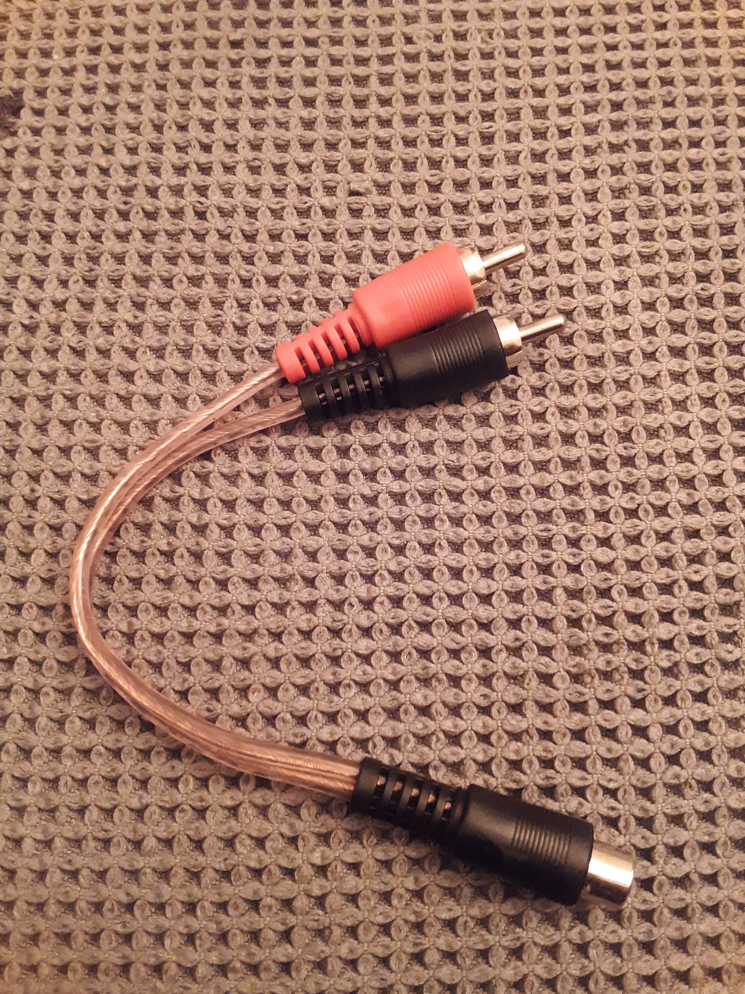 NEW! Y split RCA cables. (2)-M (1)-F
