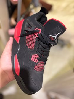 Jordan 4s
