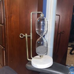 hourglass decor