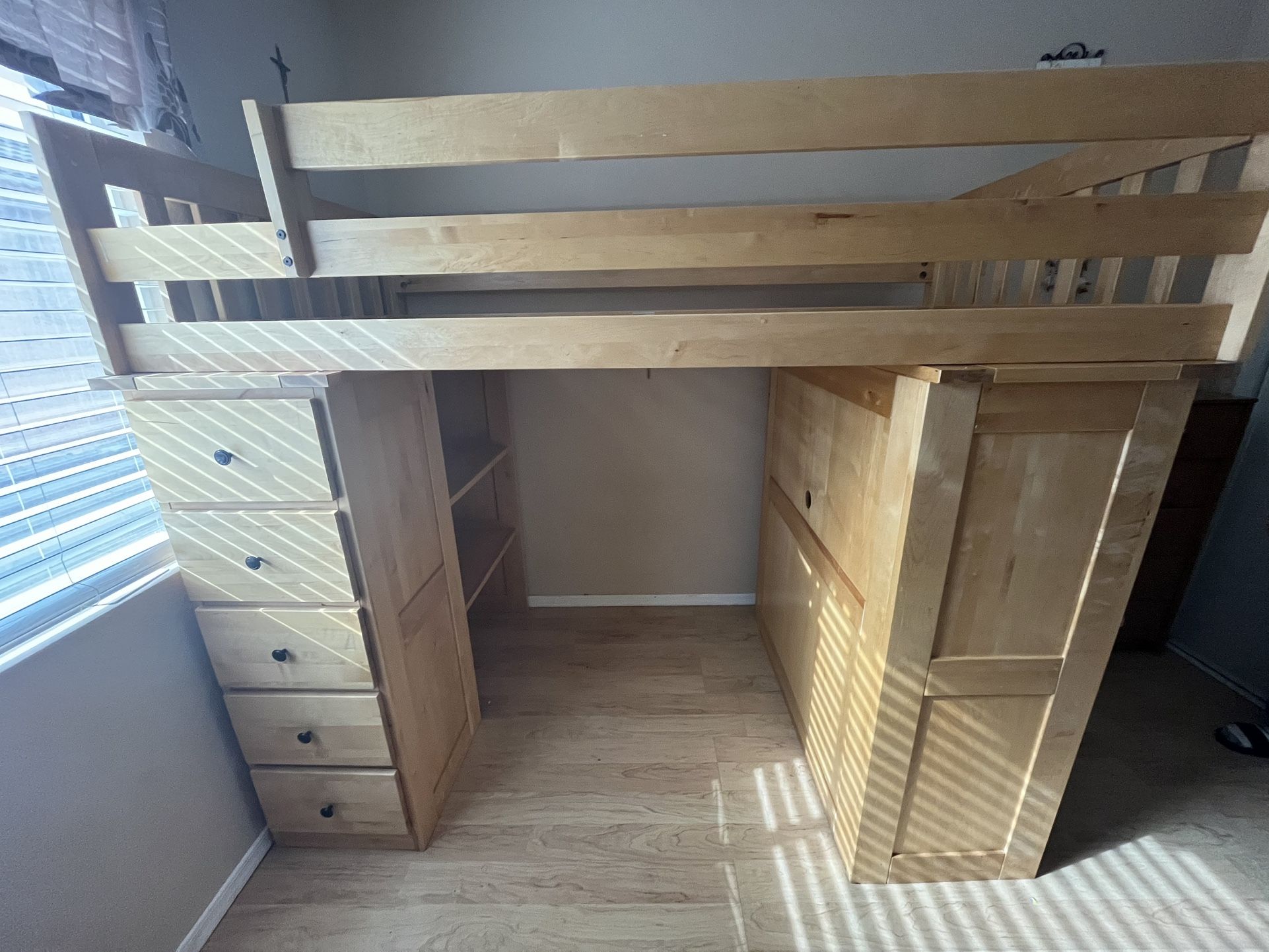 Bunk Bed Furniture And Matresses