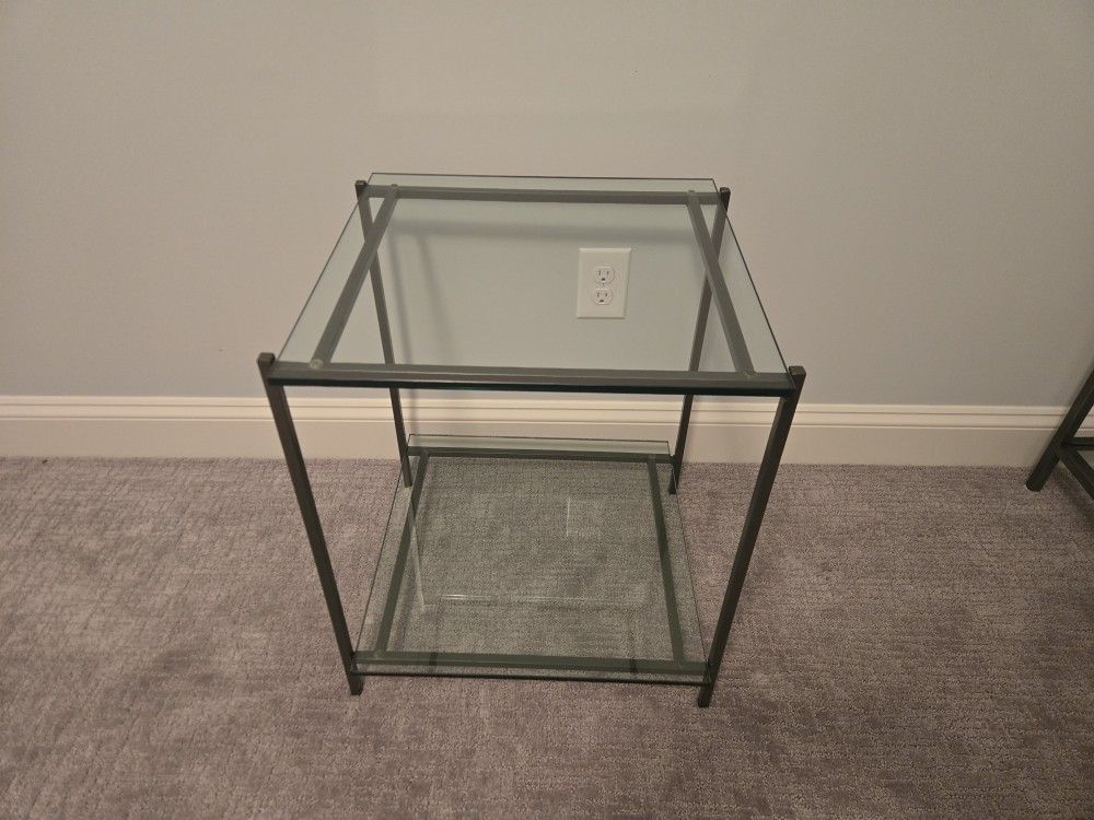 Crate And Barrel End Table