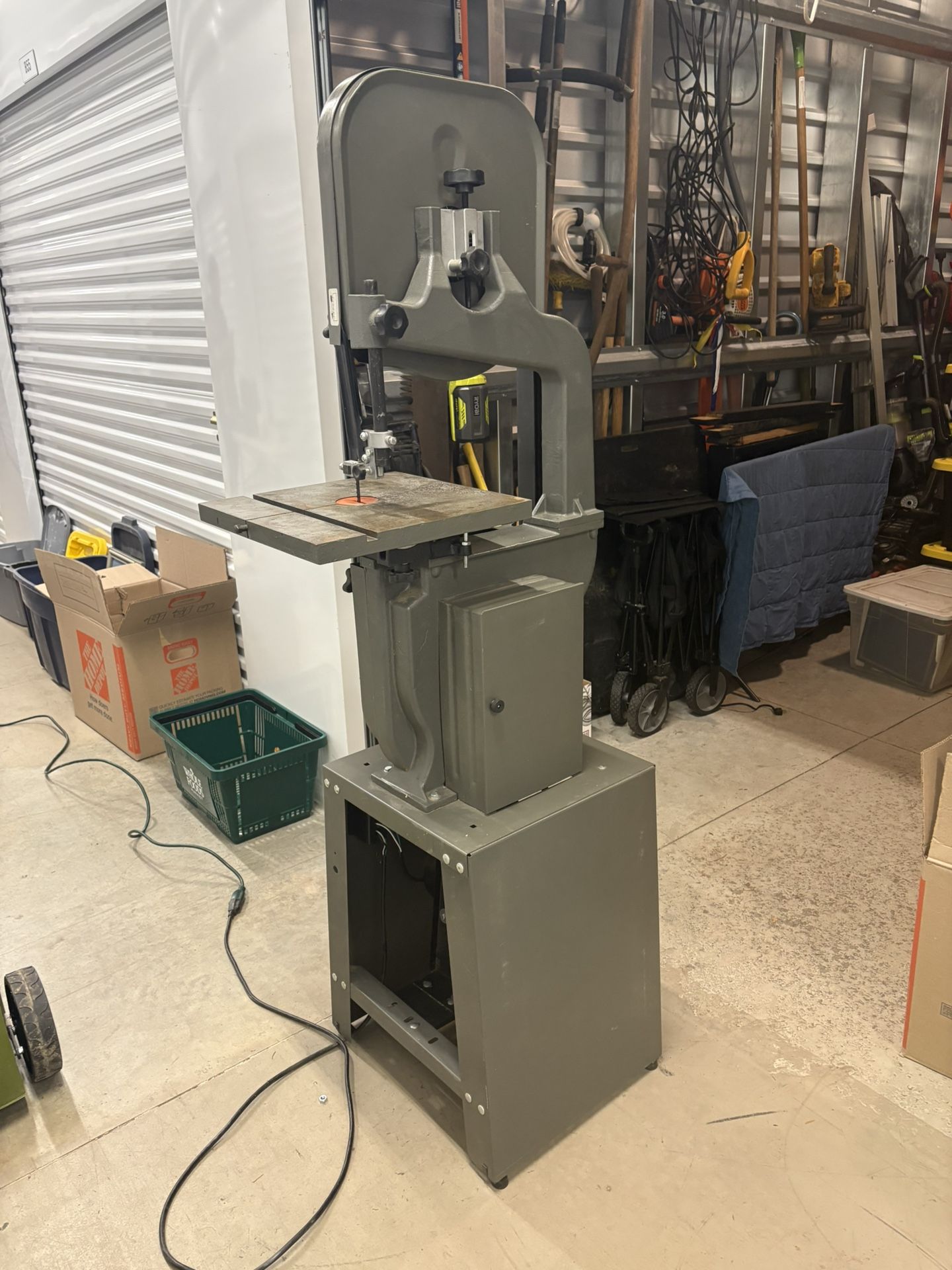 Central Machinery 14” Four Speed Bandsaw
