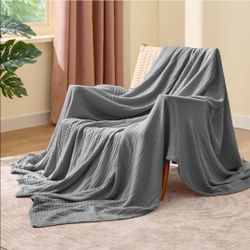 Cotton Muslin Throw Blankets for Hot Sleepers, Grey, 50"x60"
6-Layer Cooling & Lightweight Gauze Blanket, 20% Rayon Derived from Bamboo, 80% Cotton, S