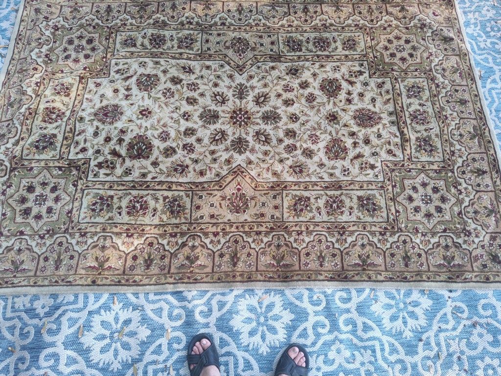 Persian RUG