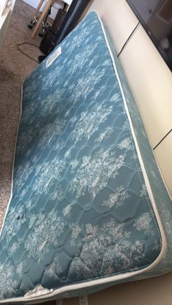 Matress full size