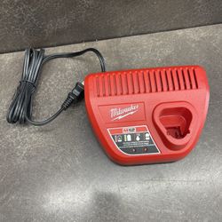 Milwaukee M12 Lithium Ion Battery Charger 48-59-2401
