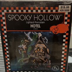 1998 SPOOKY HOLLOW LIGHTED PORCELAIN HALLOWEEN HOUSE ~HOTEL~ (contact info removed)