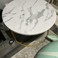 coffe table for sell 20$