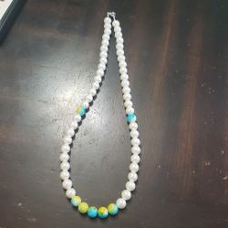 Yellow And Blue Pearl Necklace 