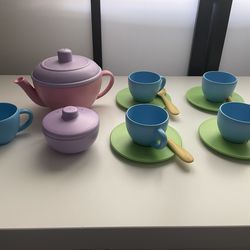 Kid’s Tea Set - Green Toys Play Tea Set