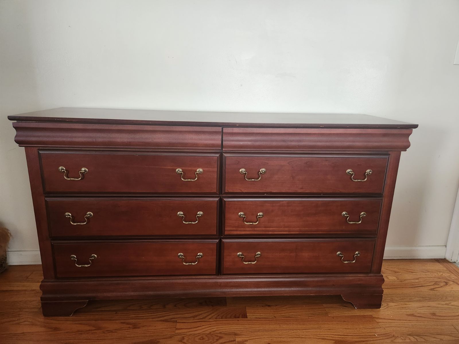 Raymore and Flanagan dresser