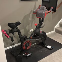 Peloton exercise bike