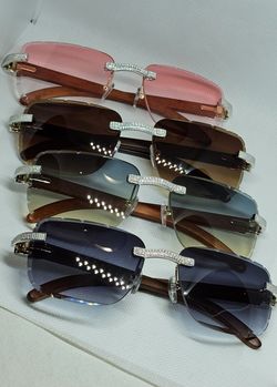 Sunglasses With Genuine Moissanite 