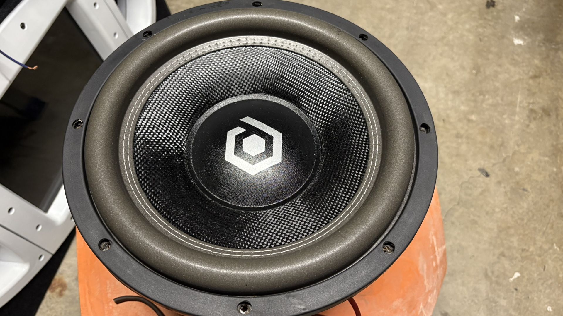 12” HDC3 Soundqubed/ Box