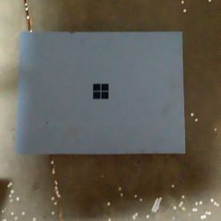 Microsoft Surface Laptop (2024) Windows 11 13.8 Inch Touchscreen Display Snapdragon X Elite 12 Core 16GB RAM 1TB SSD storage Platinum 