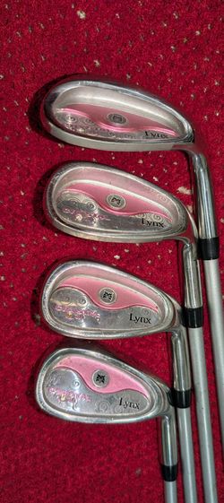 Complete Women's 10 Club Lynx Crystal Cat Golf Club Set w Matching Bag