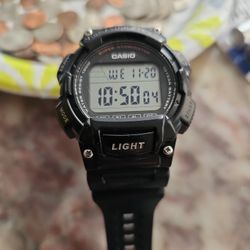 Casio Mens Watch. Excellent.