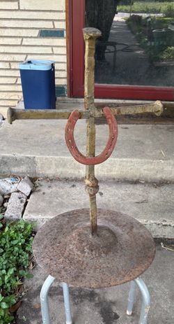 Rustic Cross of Nails and Horshoe