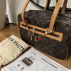 Louie Vuitton Bag 