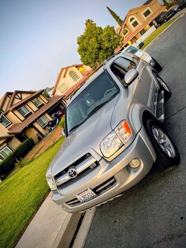 2006 Toyota Sequoia