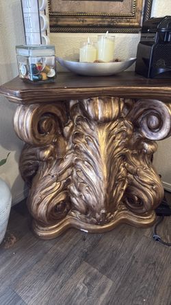 Pedestal