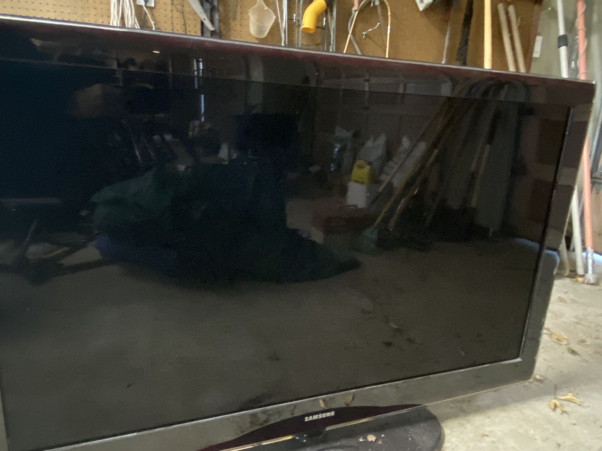 5 Dollar TV