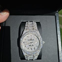 Luxury AP Automatic Watch – Fully Iced Out