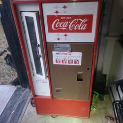 Vintage Coke Vending Machine 