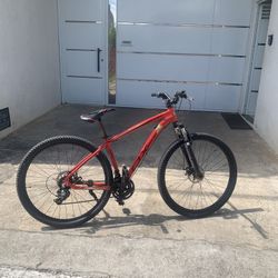 Red Caloi mountain bike 🚲