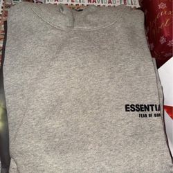 Essential hoodie 