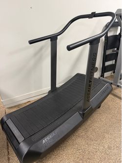 Assault Fitness  Runner Curve Treadmill
