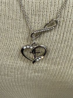 Silver tone necklace