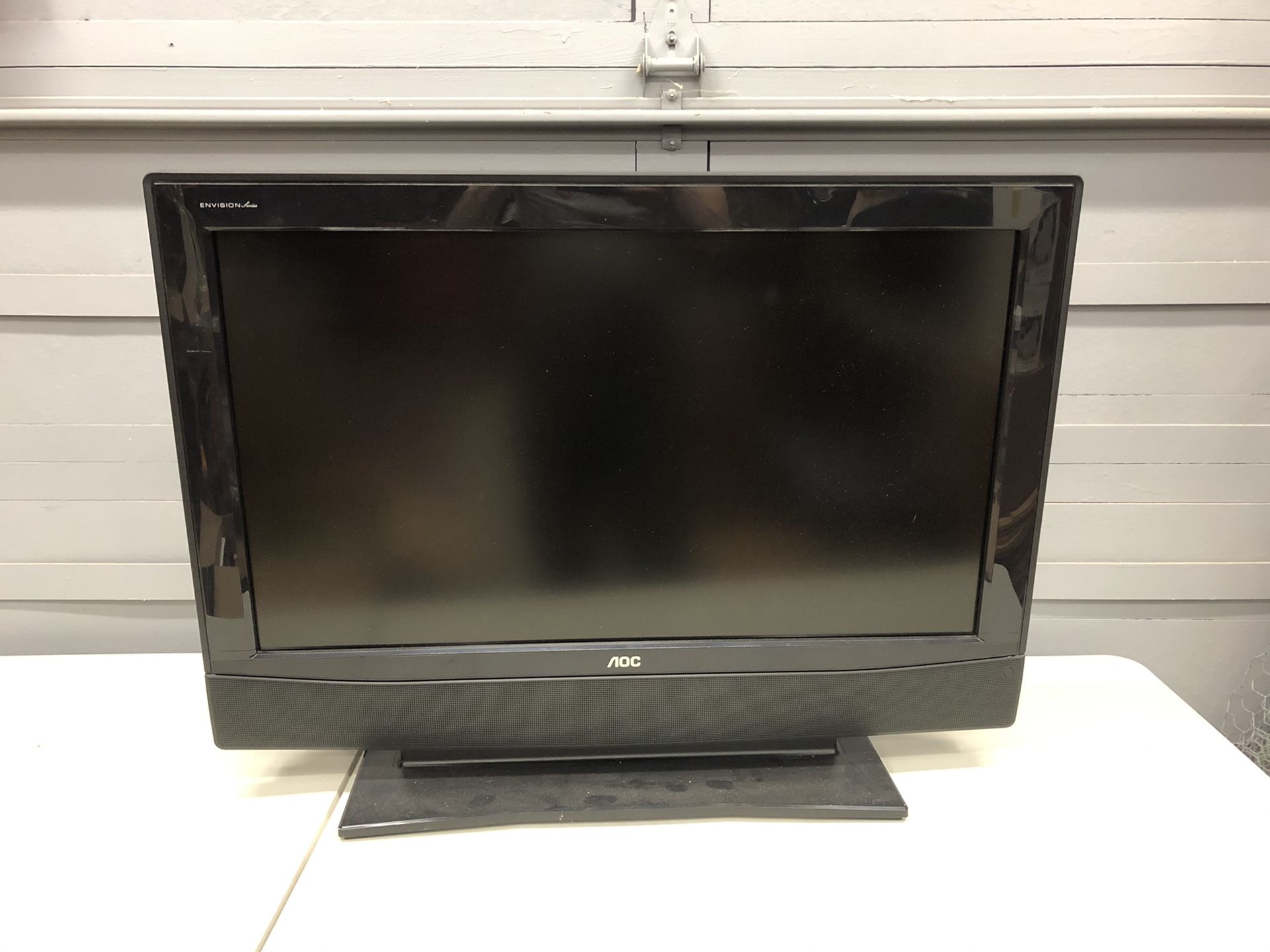 32in LCD flat screen TV