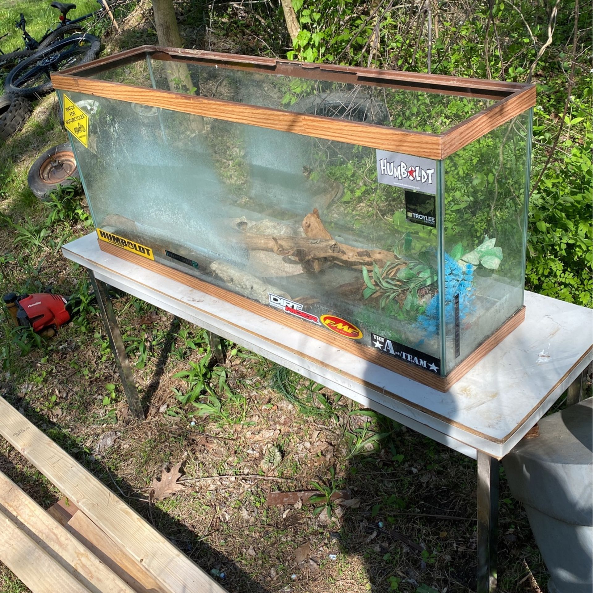 150 Gallon tank with a bunch of extras