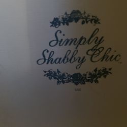Shabby chic dresser