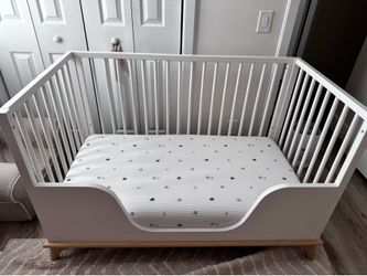 Pottery Barn Sydney crib, conversion guardrail kit, and Organic Naturepedic crib Mattress
