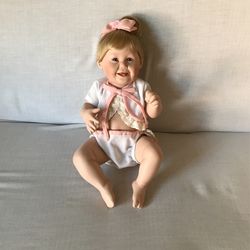 Ashton Drake “Cute As A Button” Doll. From 1(contact info removed) Doll Of The Year Award. Still Have The Original Box. Doll Is approx. 1 Foot Tal