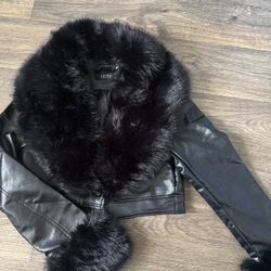 Akira Gisele Crop Moto Blazer