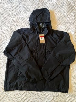 FS: Nike Sportswear Tech Storm-FIT Jacket (HJ2944-010)