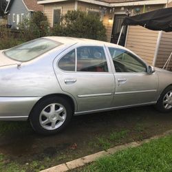 1998 Nissan Altima