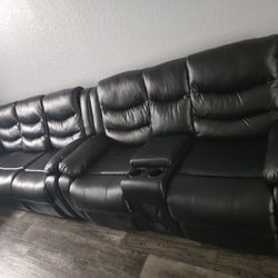 🔥 Selling 2 Reclining Sofas – $800 🔥