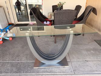 living room table