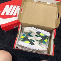 Nike Toddler Huaraches 