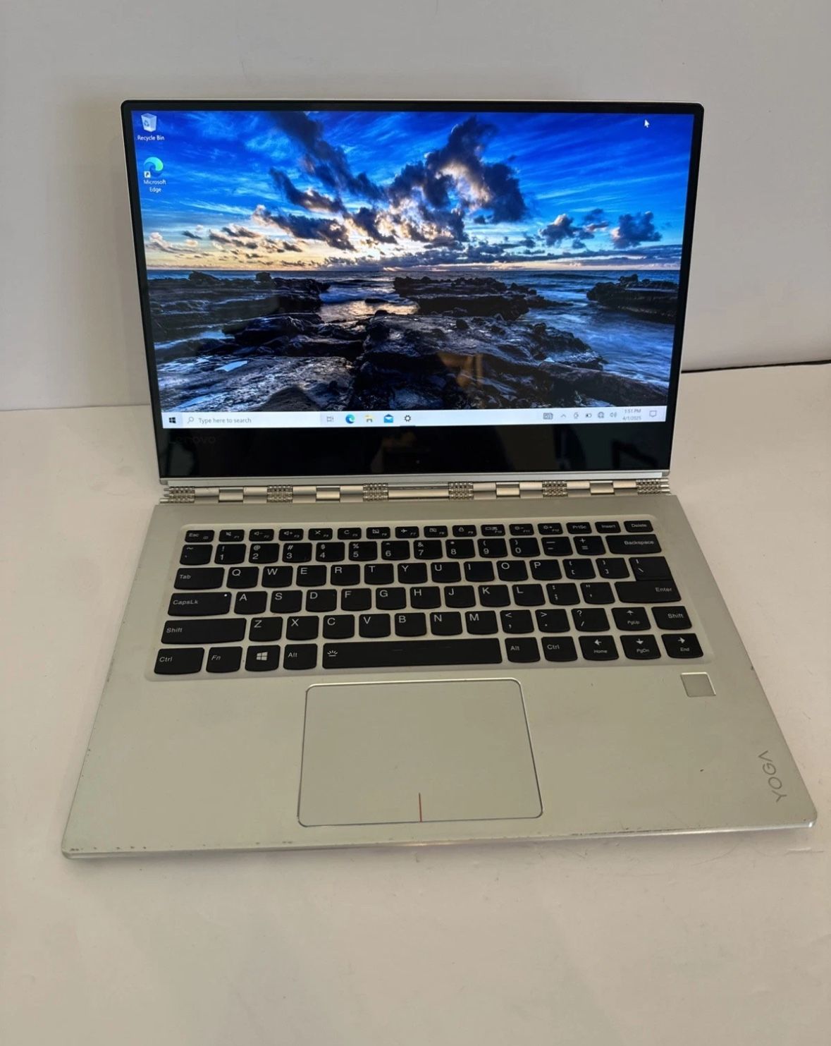 Lenovo Yoga 910-13IKB Signature Edition 4K Touch Screen Laptop Windows 10 i7 CPU