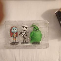 Collectable Figurines Nightmare Before Christmas 30th.