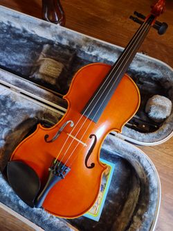 Yamaha Violin 4/4