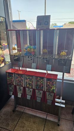 Maquina De Muñecos Y Maquina De Juguetes Pequeños